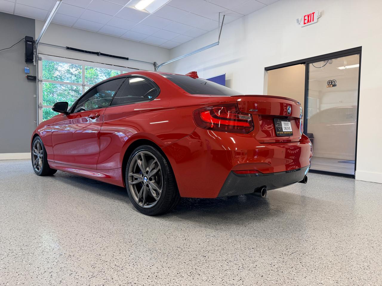 BMW 2 Series 2dr Cpe M235i xDrive AWD 2015