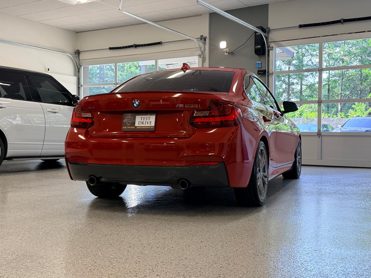 BMW 2 Series 2dr Cpe M235i xDrive AWD 2015