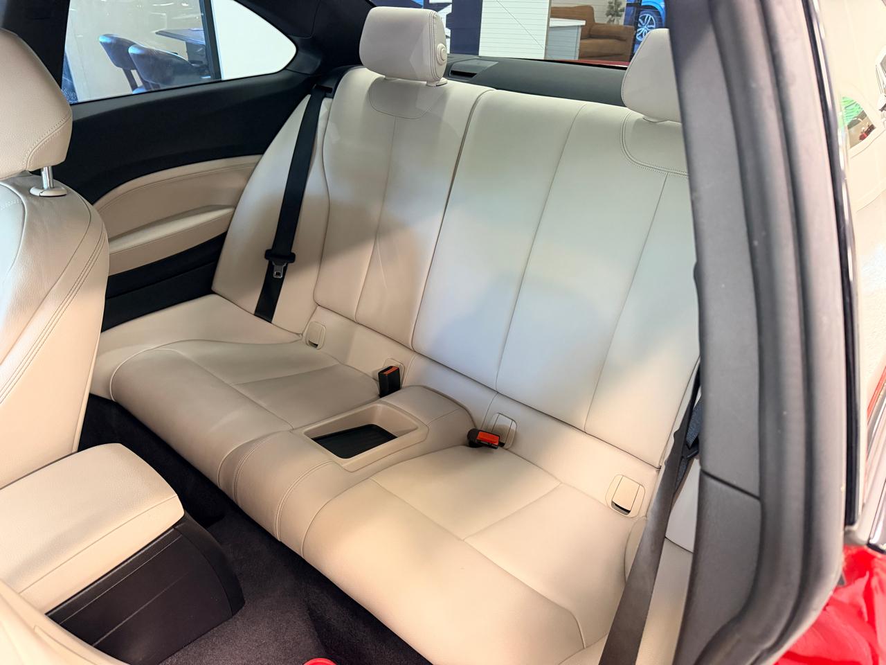 BMW 2 Series 2dr Cpe M235i xDrive AWD 2015