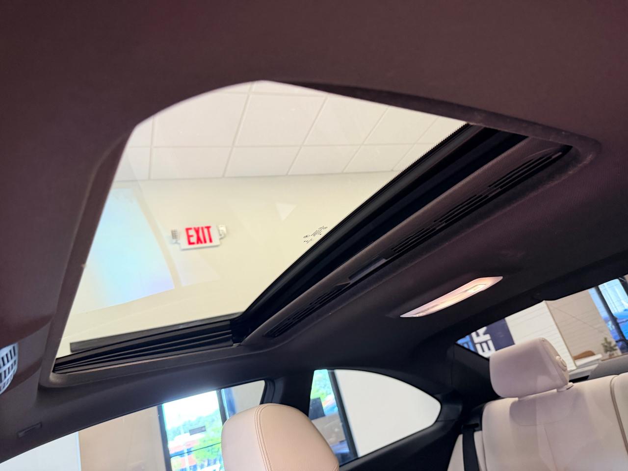 BMW 2 Series 2dr Cpe M235i xDrive AWD 2015