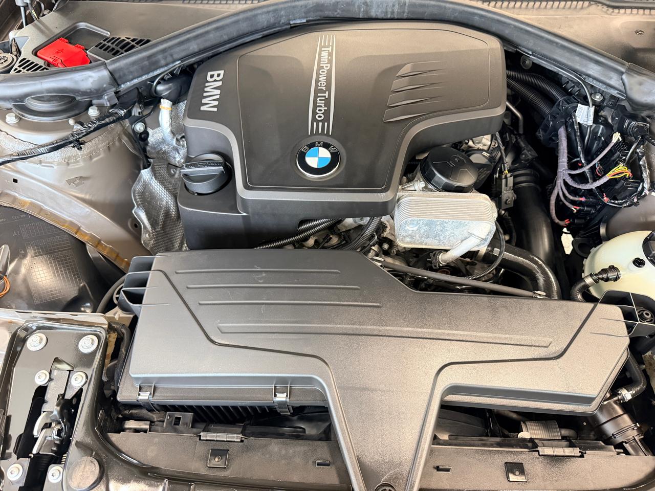 BMW 3 Series 4dr Sdn 328i RWD 2012