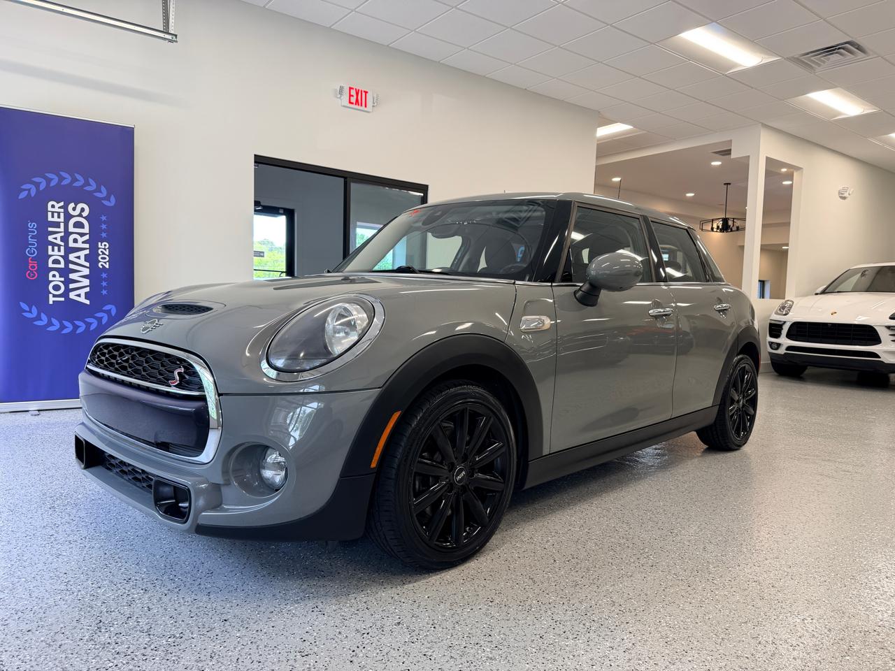 MINI Hardtop 4 Door  2019