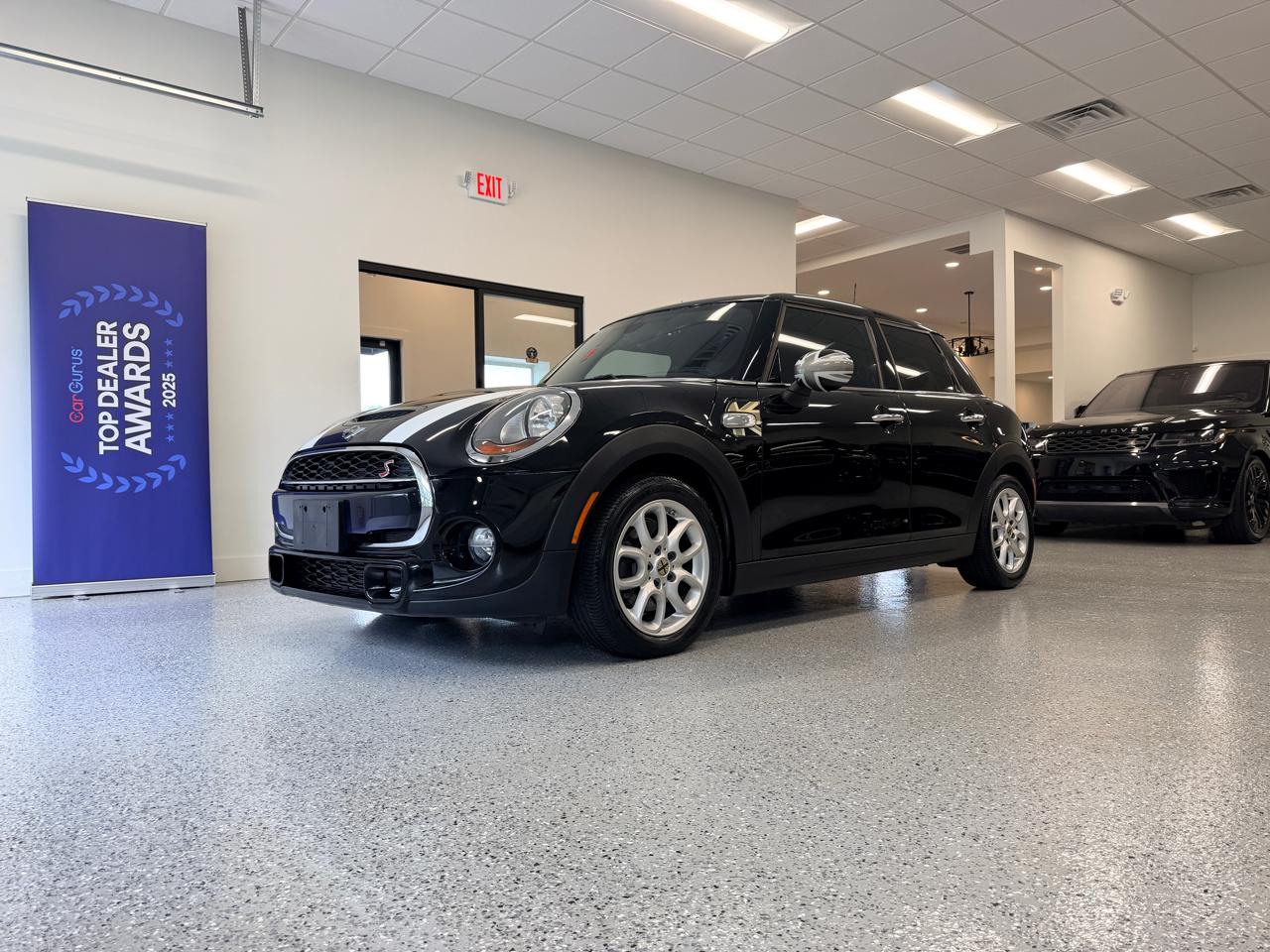 MINI Cooper Hardtop 4 Door 4dr HB S 2016