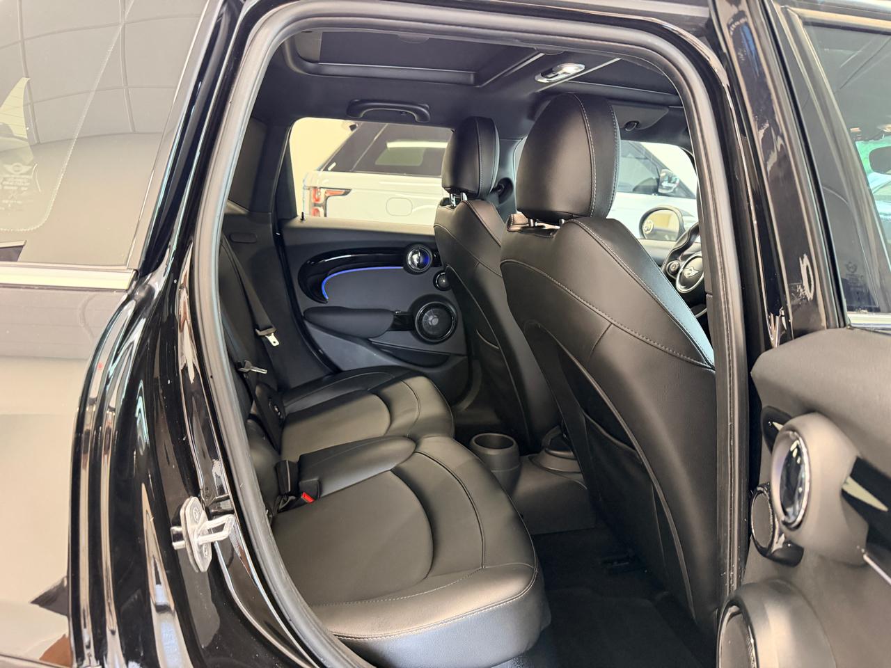 MINI Cooper Hardtop 4 Door 4dr HB S 2016