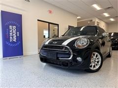 2016 MINI Cooper Hardtop 4 Door 