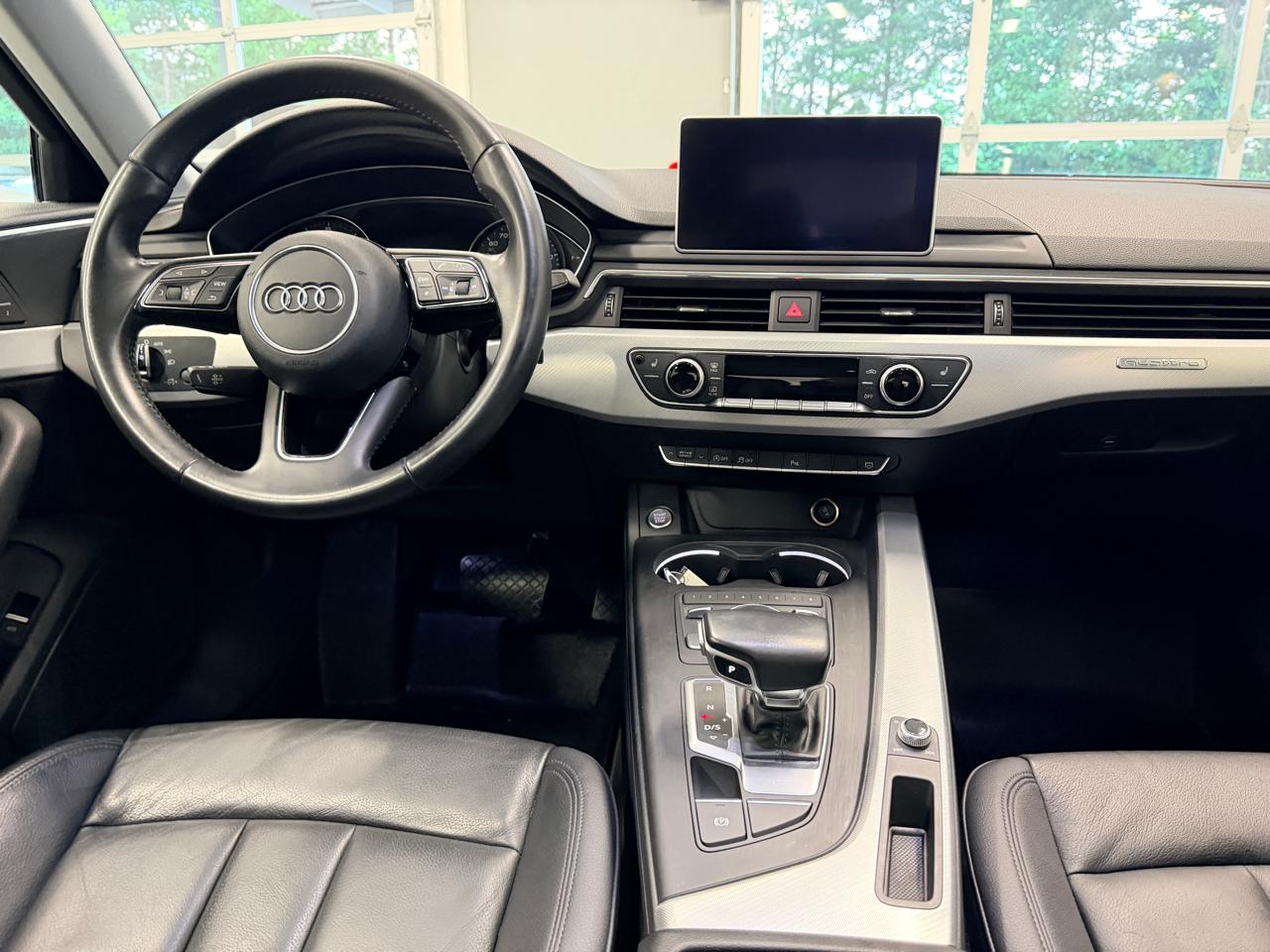 Audi A4 2.0 TFSI Auto Premium quattro AWD 2017
