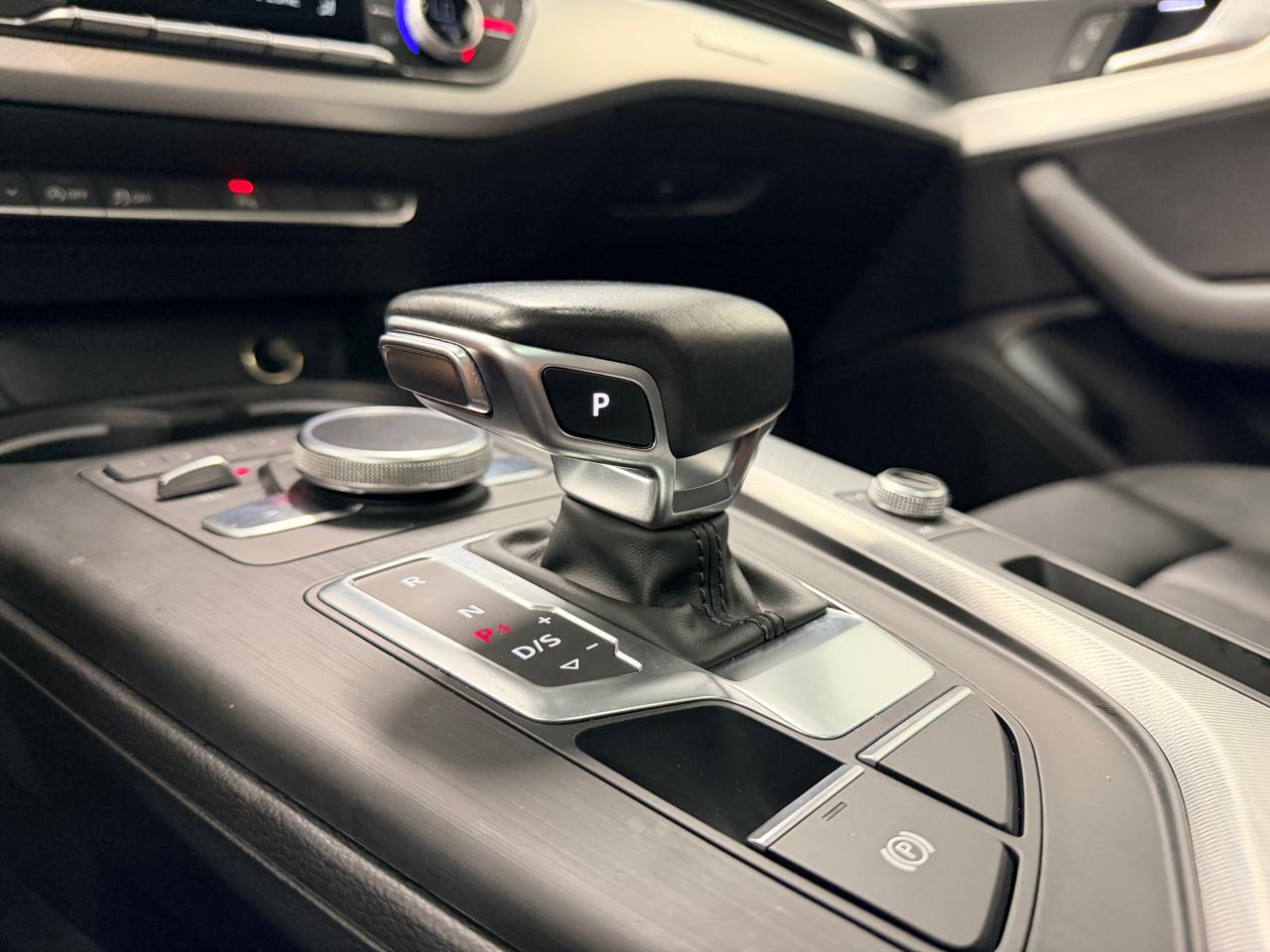 Audi A4 2.0 TFSI Auto Premium quattro AWD 2017