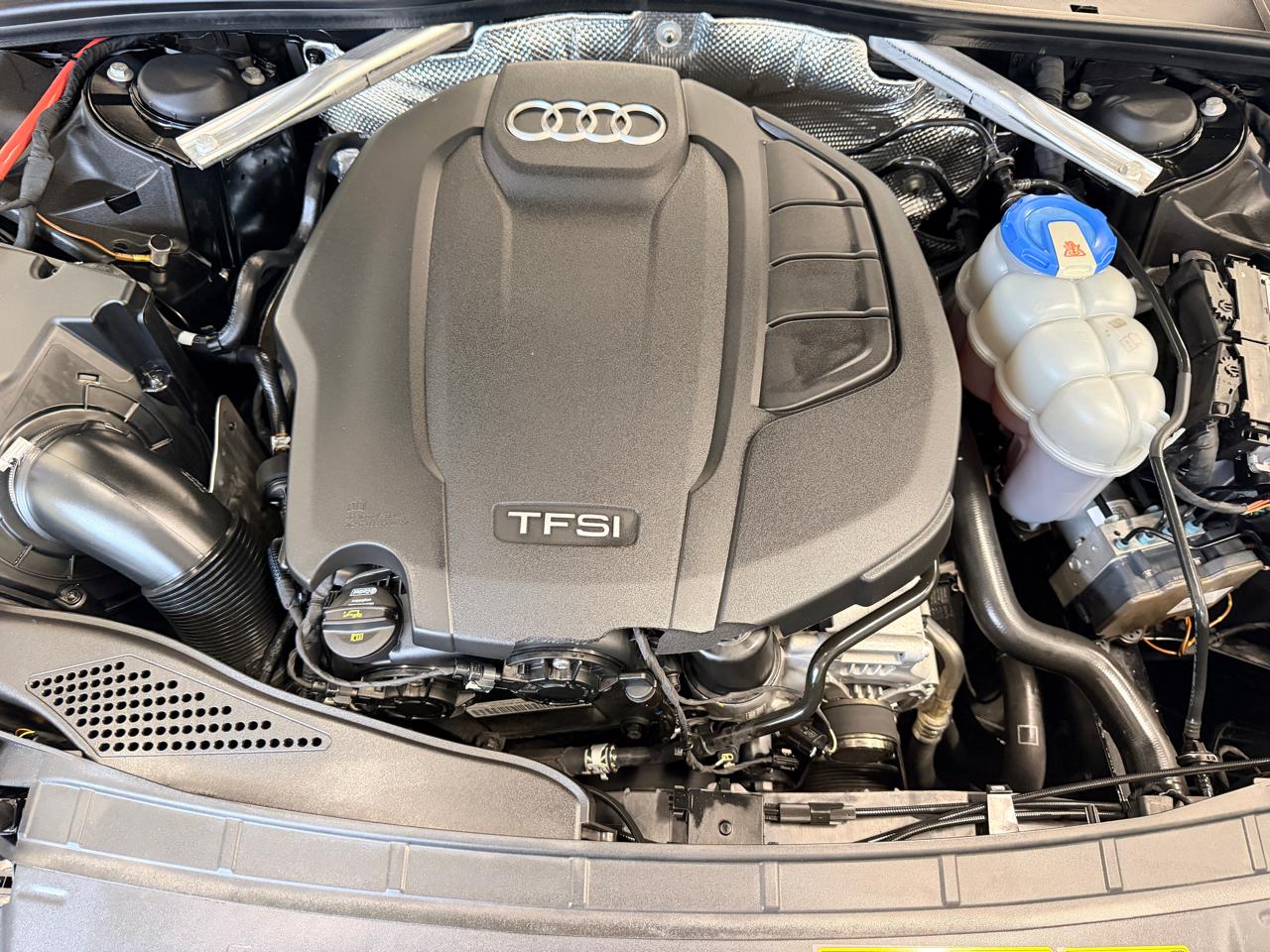 Audi A4 2.0 TFSI Auto Premium quattro AWD 2017