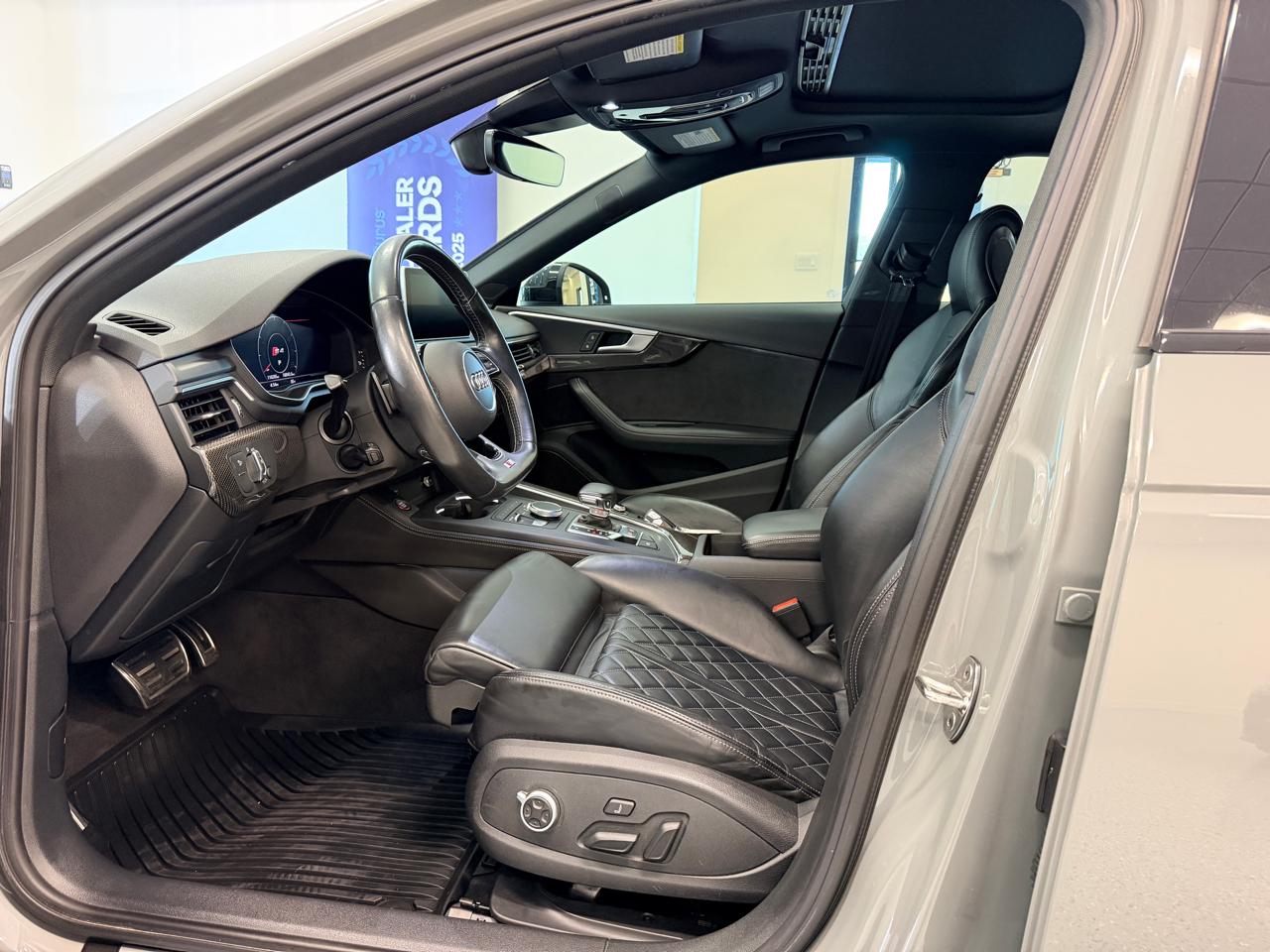 Audi S4 Premium Plus 3.0 TFSI quattro 2019