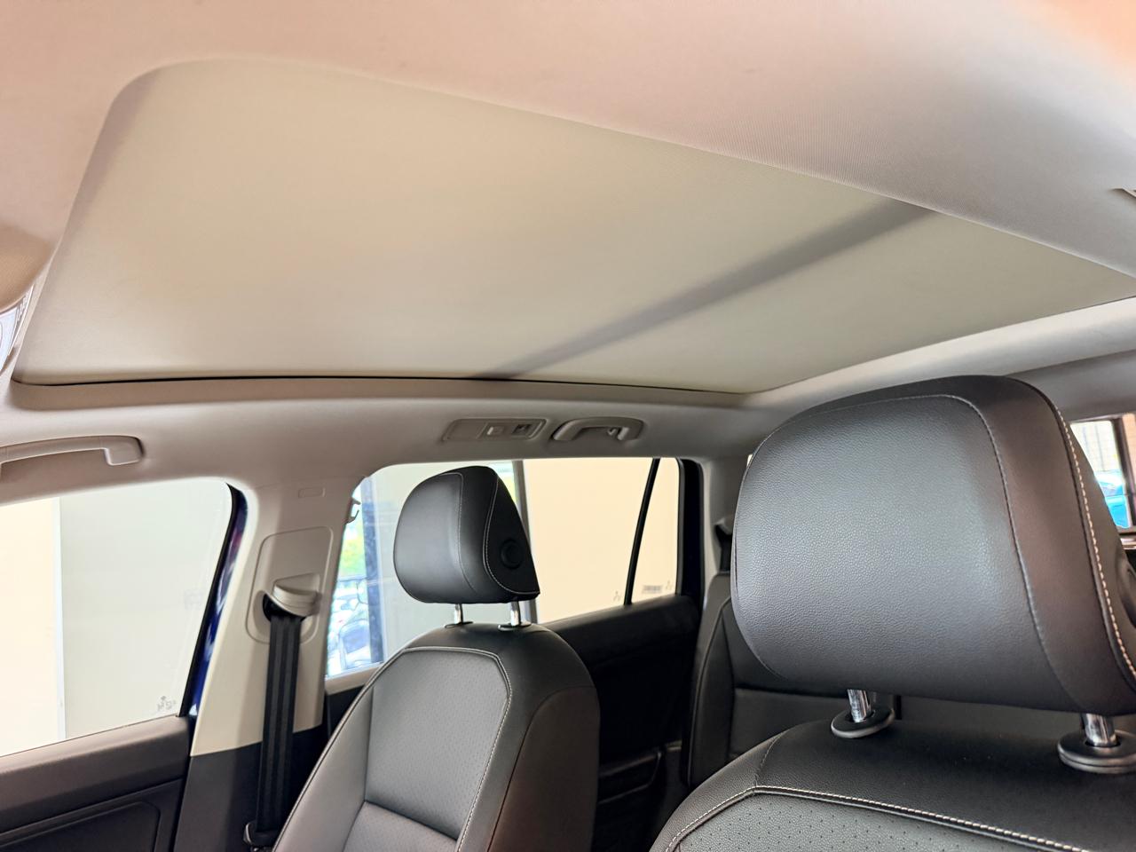 Volkswagen Tiguan 2.0T SE FWD 2021