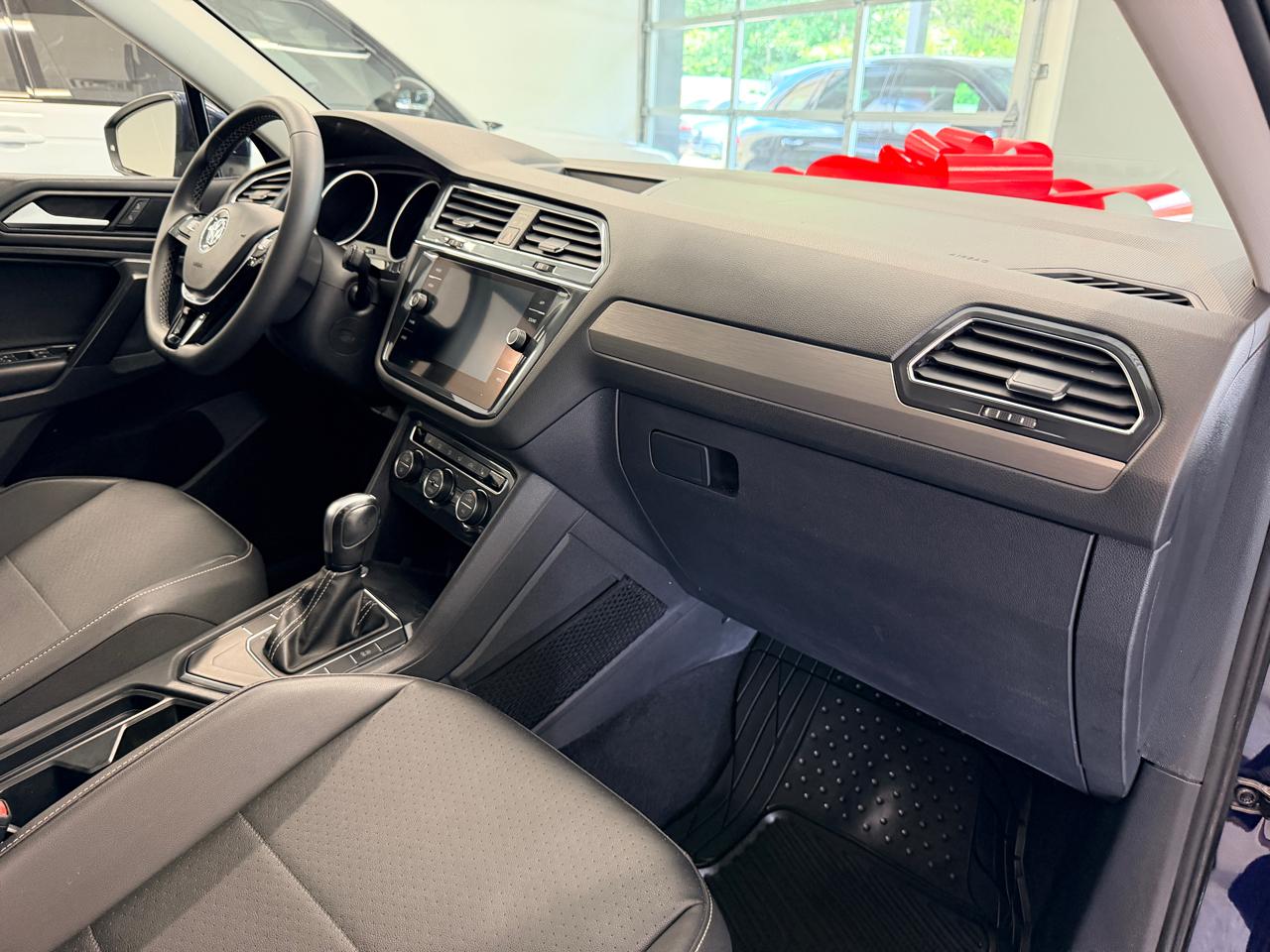 Volkswagen Tiguan 2.0T SE FWD 2021