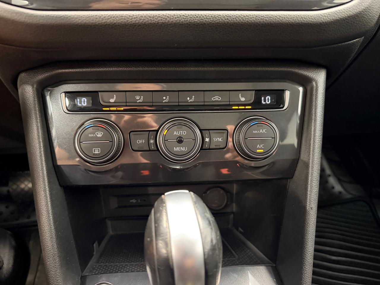 Volkswagen Tiguan 2.0T SE FWD 2021