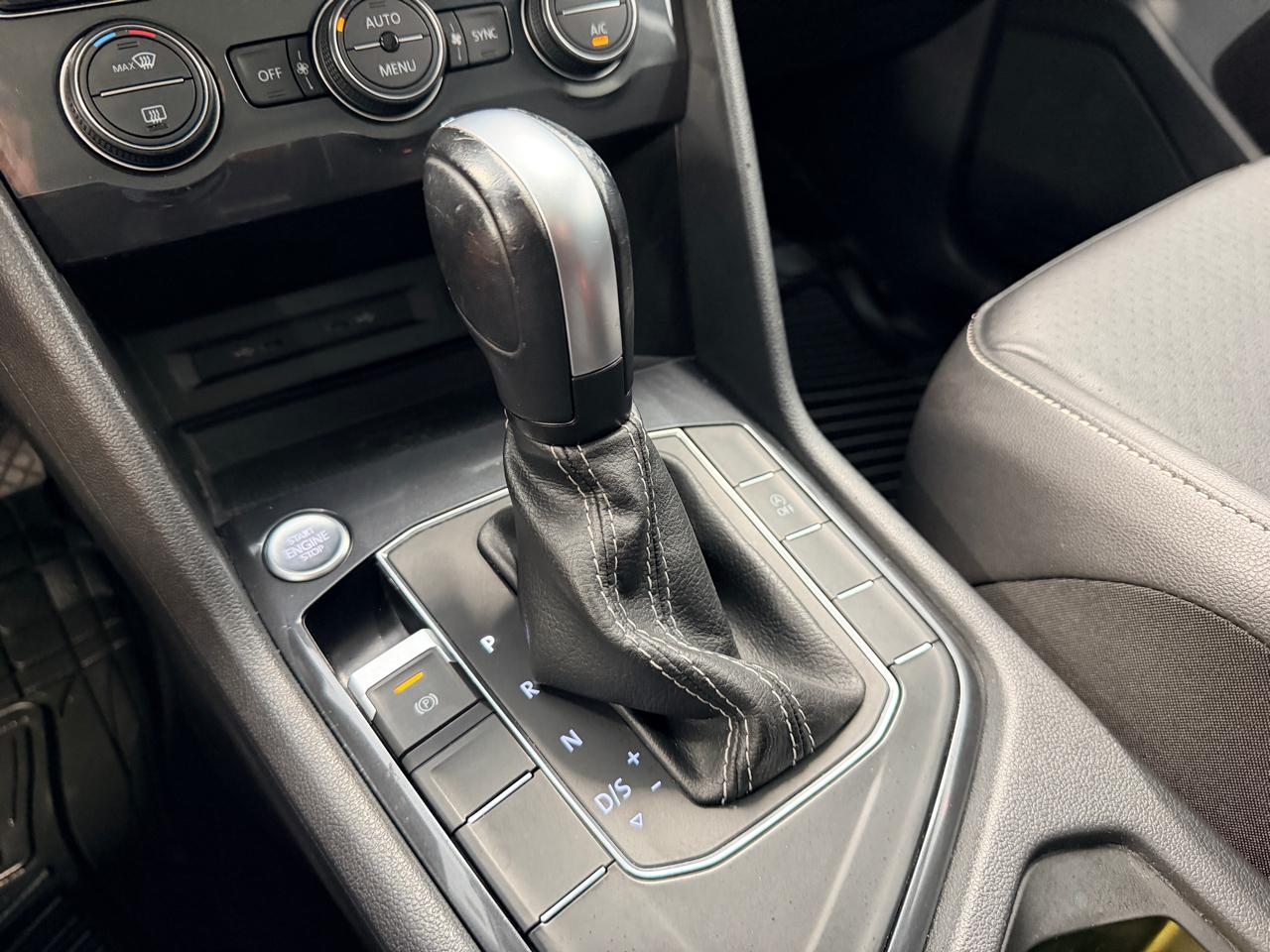 Volkswagen Tiguan 2.0T SE FWD 2021
