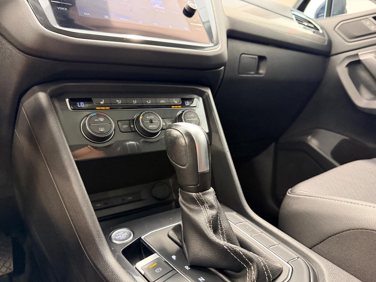Volkswagen Tiguan 2.0T SE FWD 2021