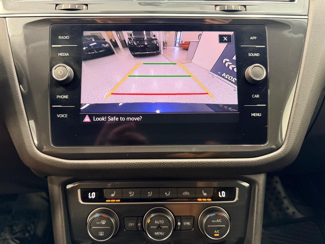 Volkswagen Tiguan 2.0T SE FWD 2021