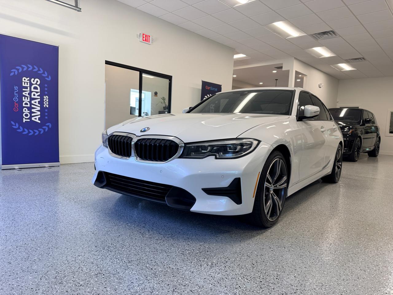 BMW 3 Series  2022