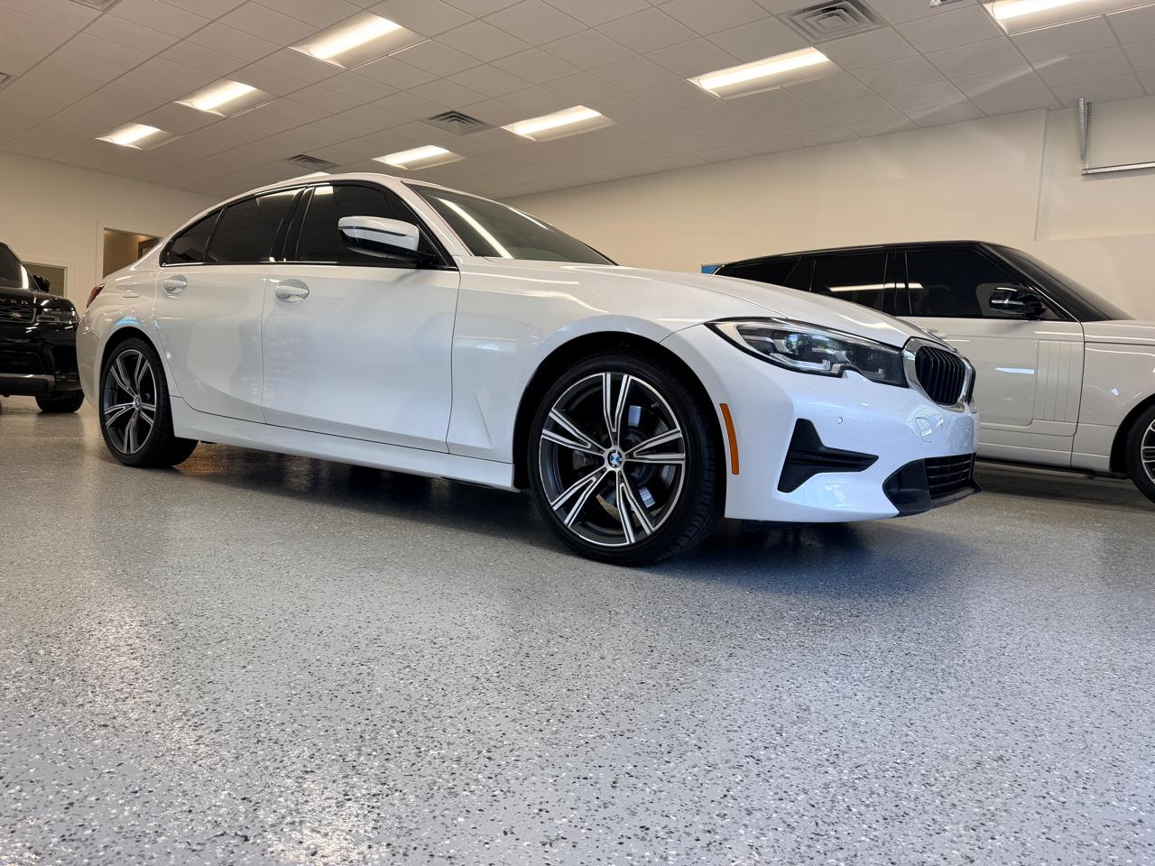 BMW 3 Series  2022