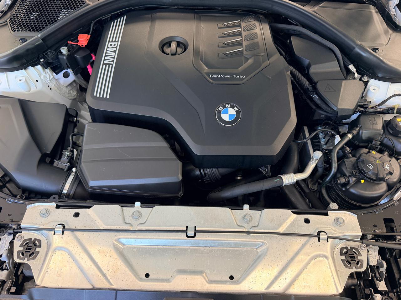 BMW 3 Series  2022