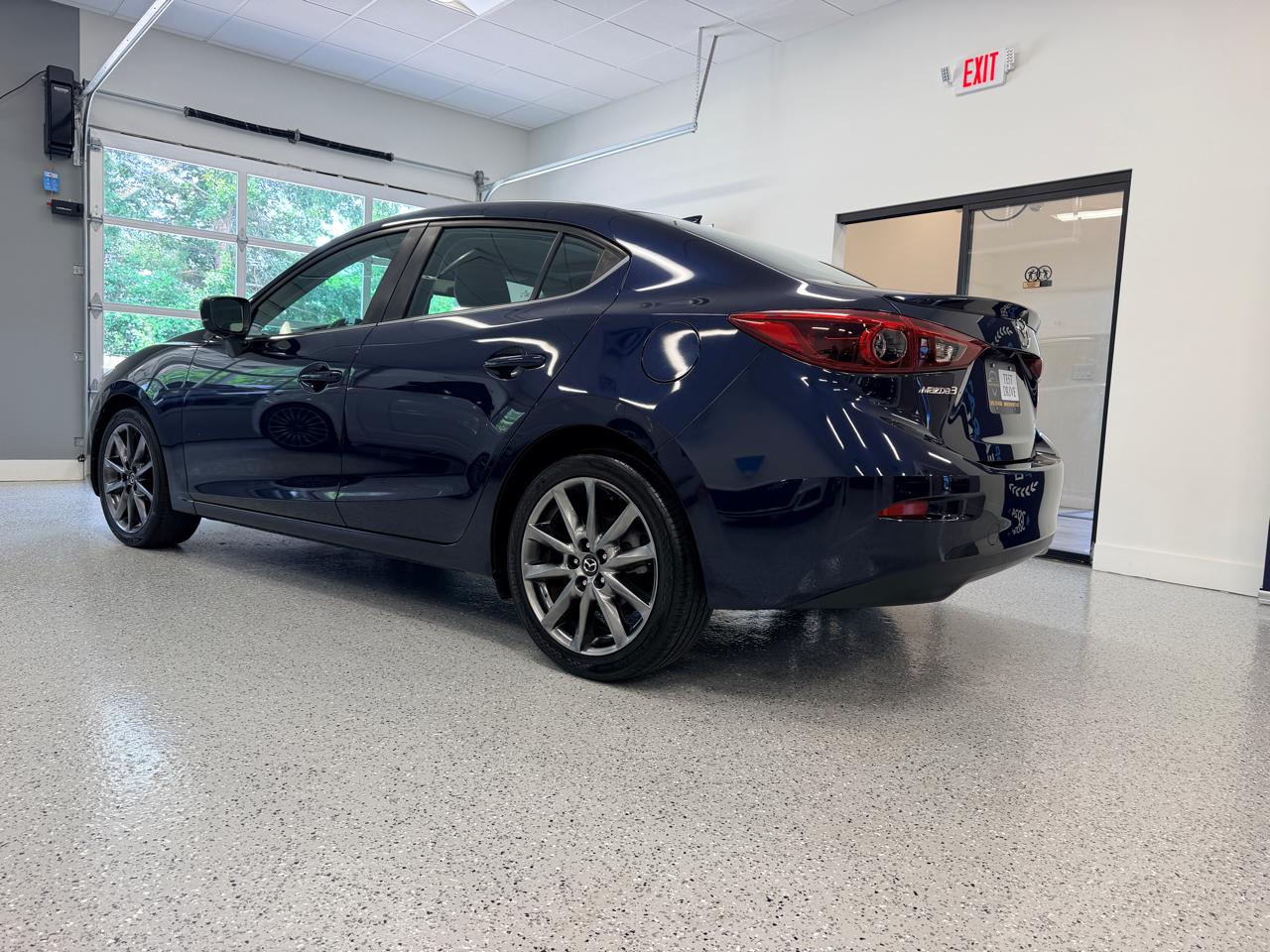 Mazda Mazda3 4-Door Grand Touring Manual 2018