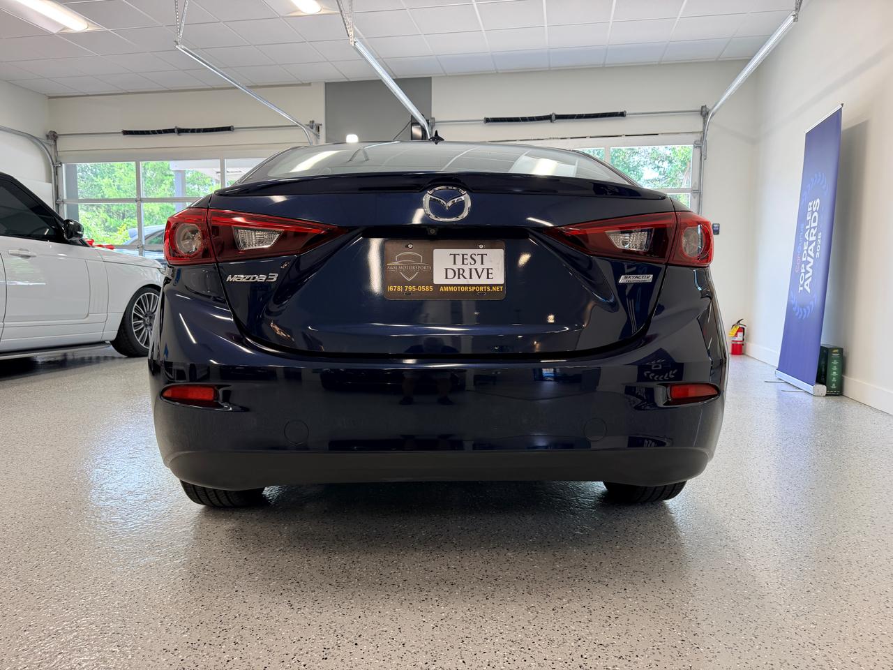 Mazda Mazda3 4-Door Grand Touring Manual 2018
