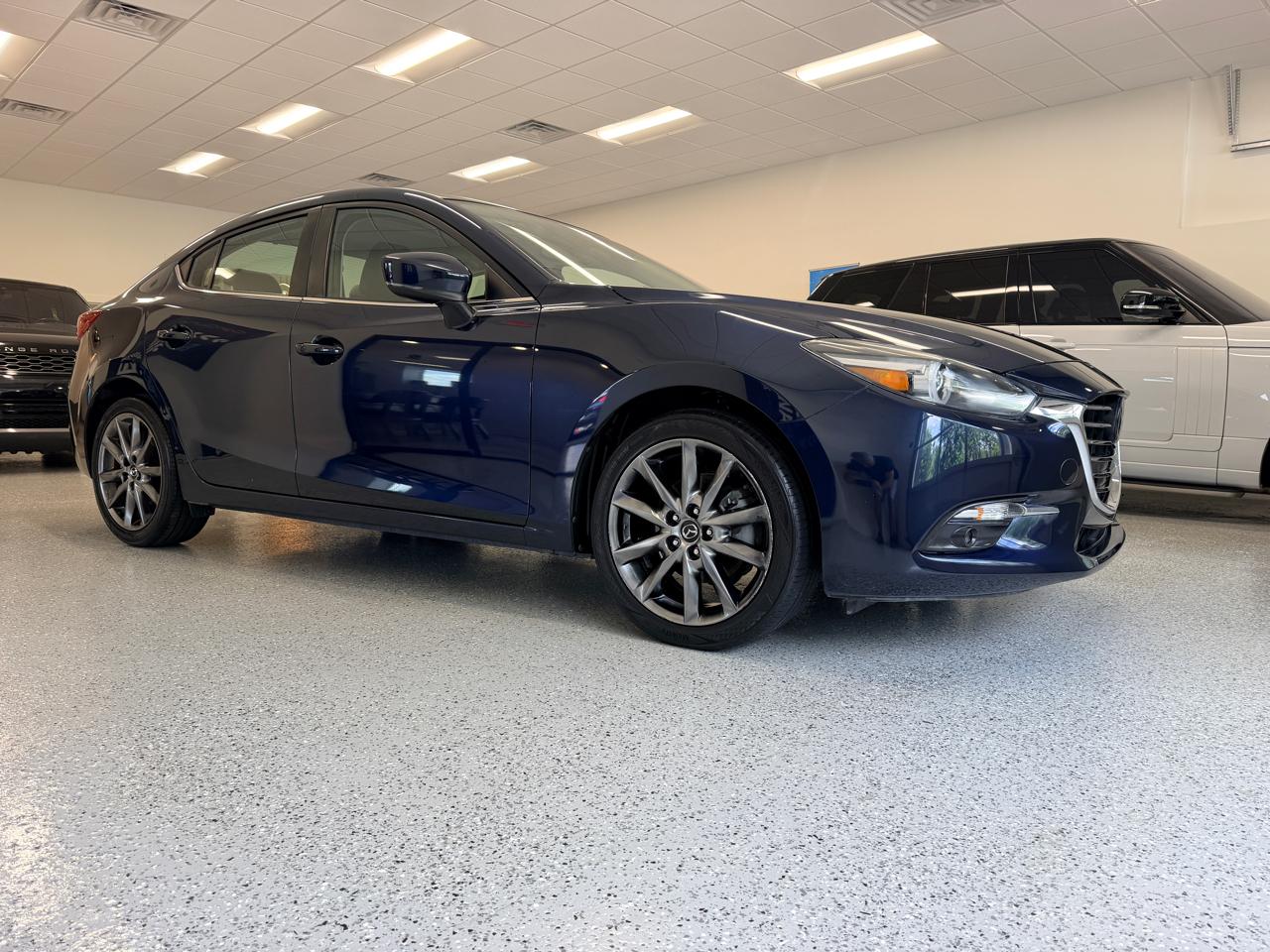 Mazda Mazda3 4-Door Grand Touring Manual 2018