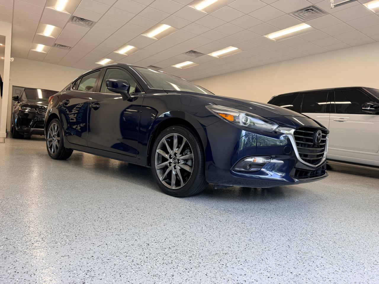 Mazda Mazda3 4-Door Grand Touring Manual 2018