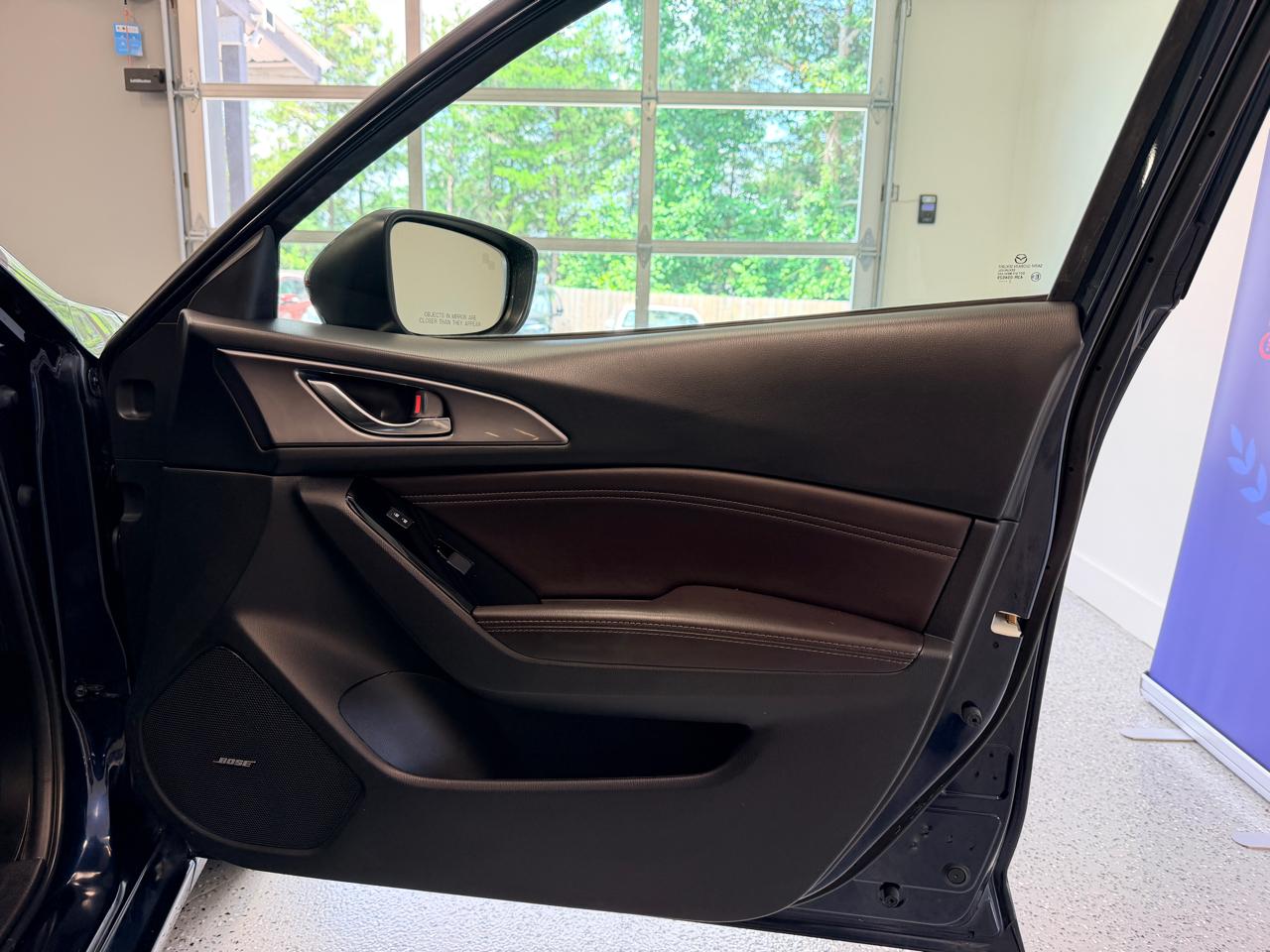 Mazda Mazda3 4-Door Grand Touring Manual 2018