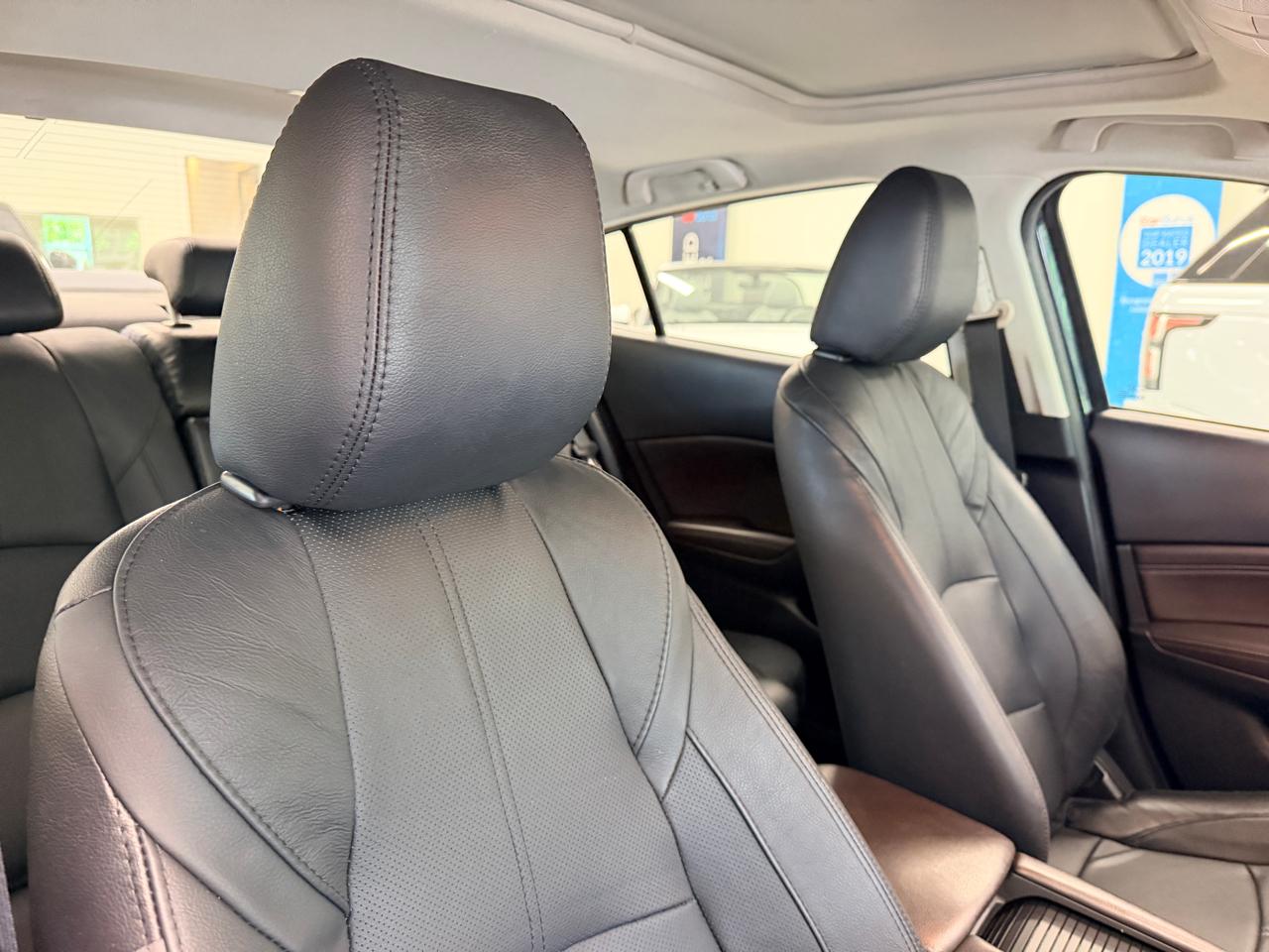 Mazda Mazda3 4-Door Grand Touring Manual 2018