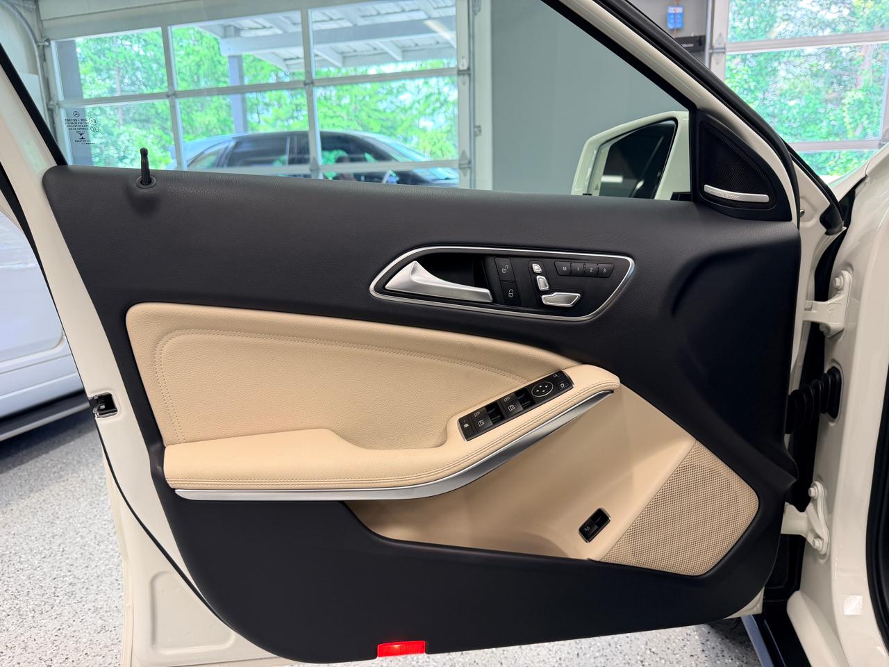 Mercedes-Benz GLA GLA 250 4MATIC SUV 2018
