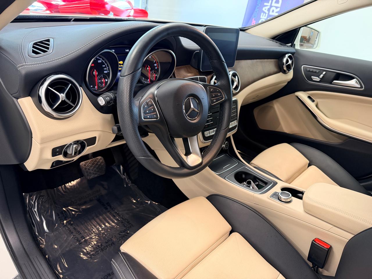 Mercedes-Benz GLA GLA 250 4MATIC SUV 2018