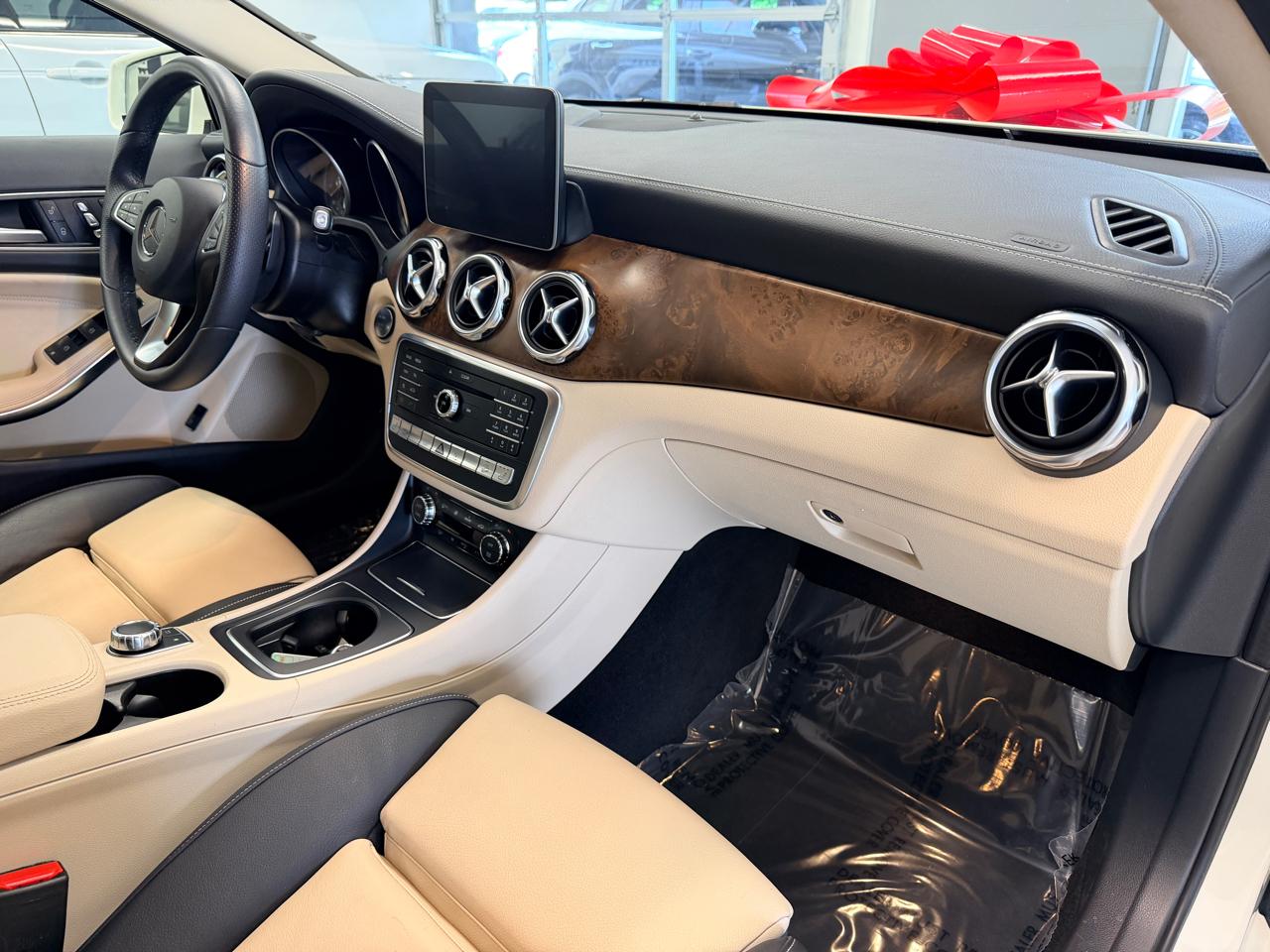 Mercedes-Benz GLA GLA 250 4MATIC SUV 2018