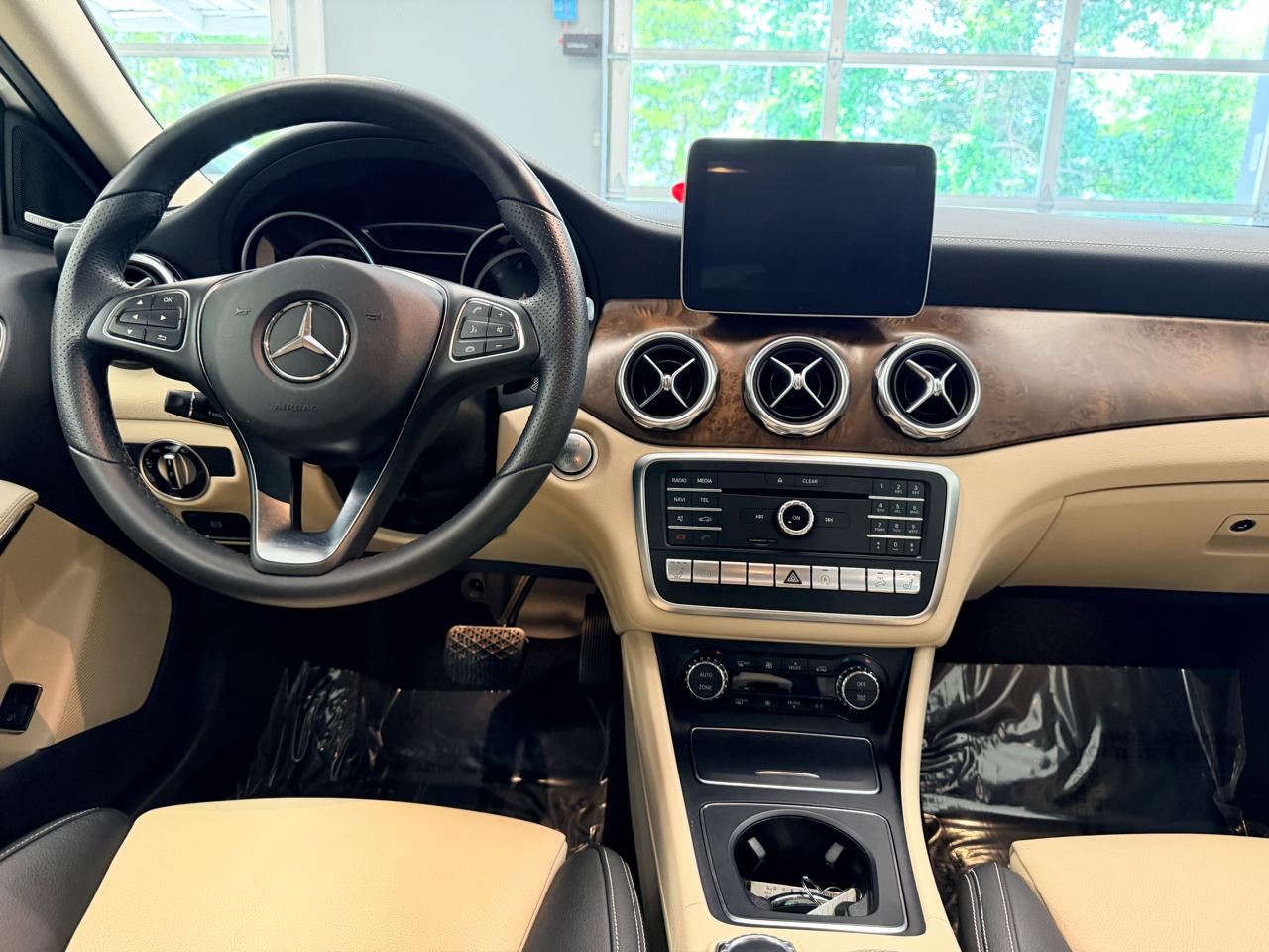 Mercedes-Benz GLA GLA 250 4MATIC SUV 2018