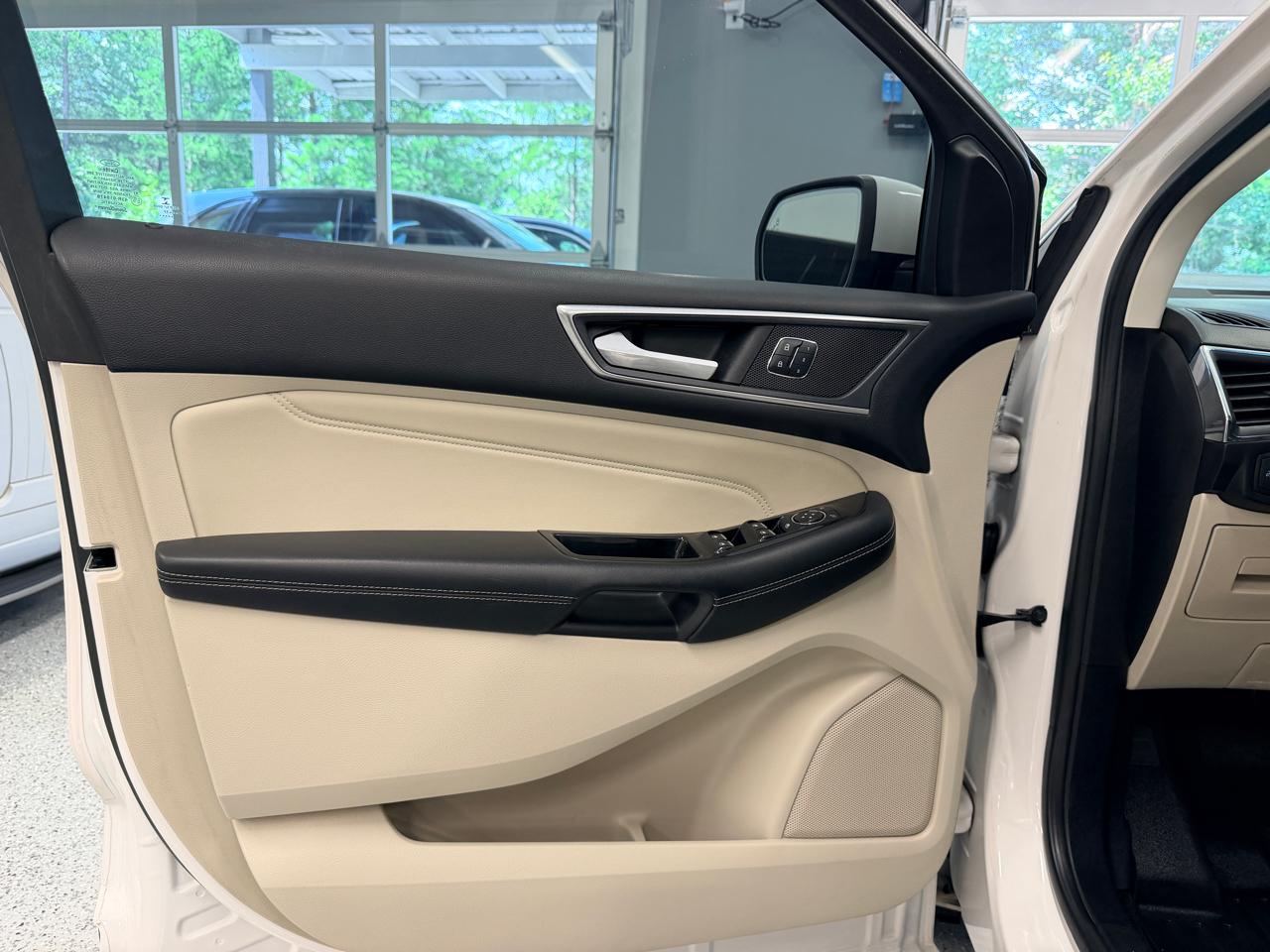 Ford Edge Titanium FWD 2017