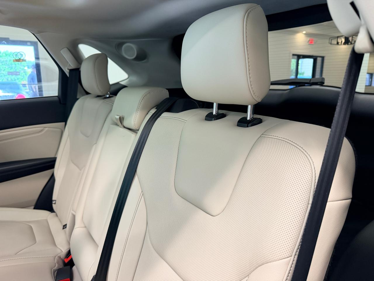 Ford Edge Titanium FWD 2017