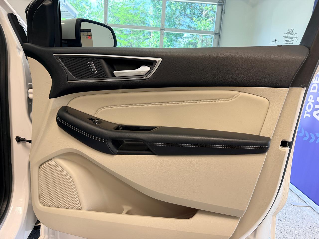 Ford Edge Titanium FWD 2017