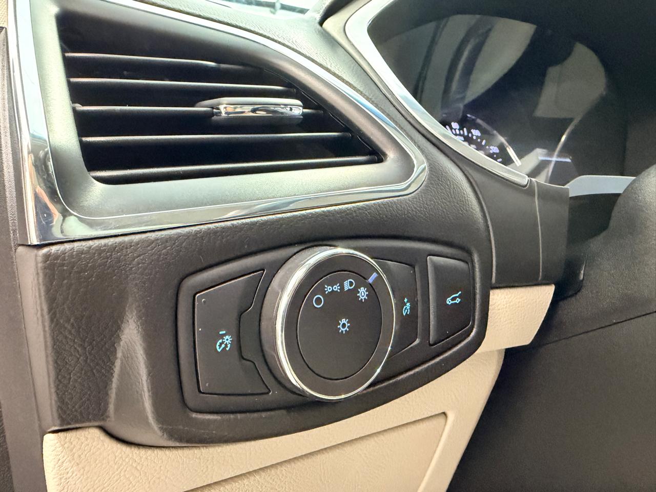Ford Edge Titanium FWD 2017