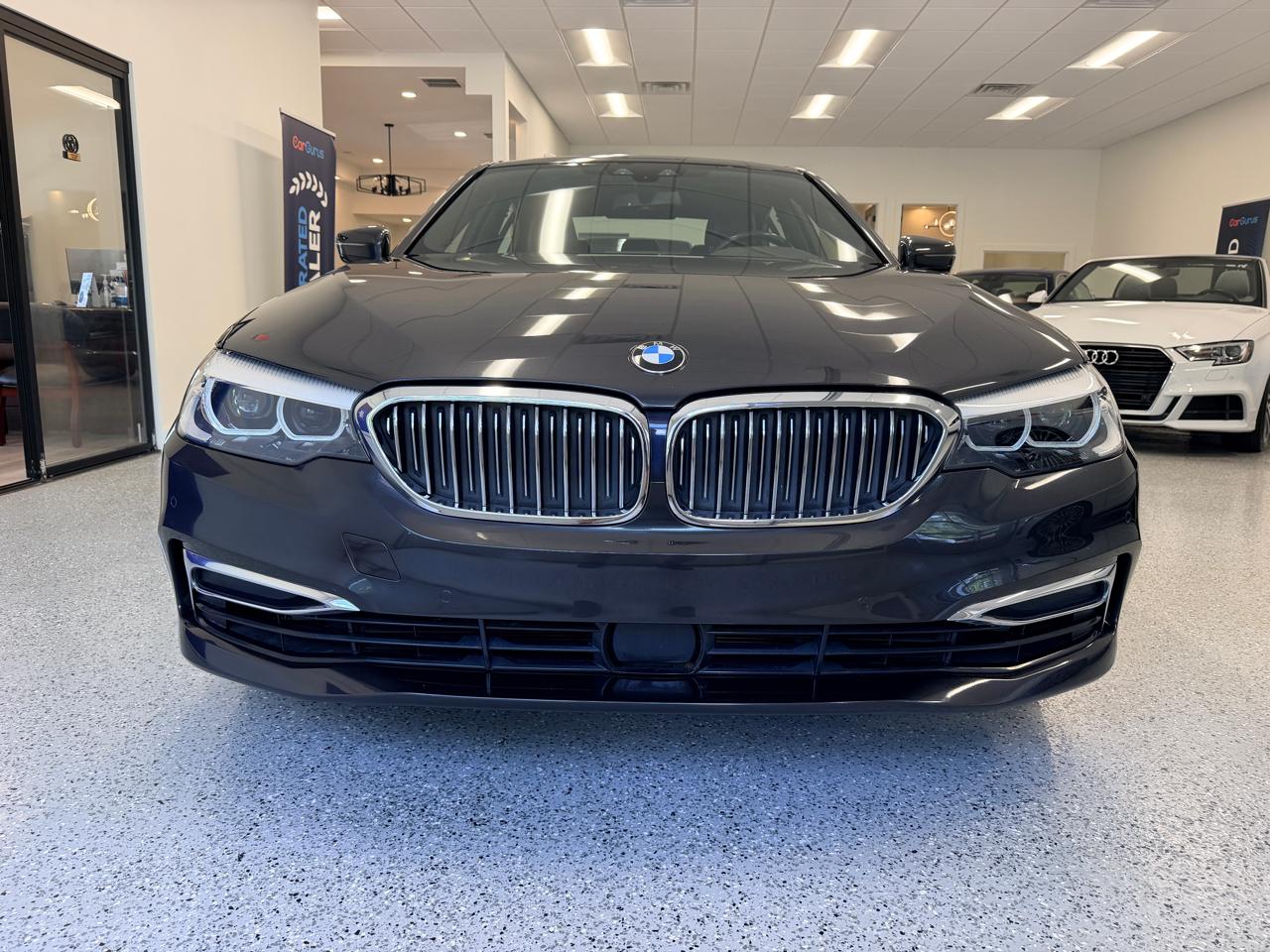 BMW 5 Series  2020
