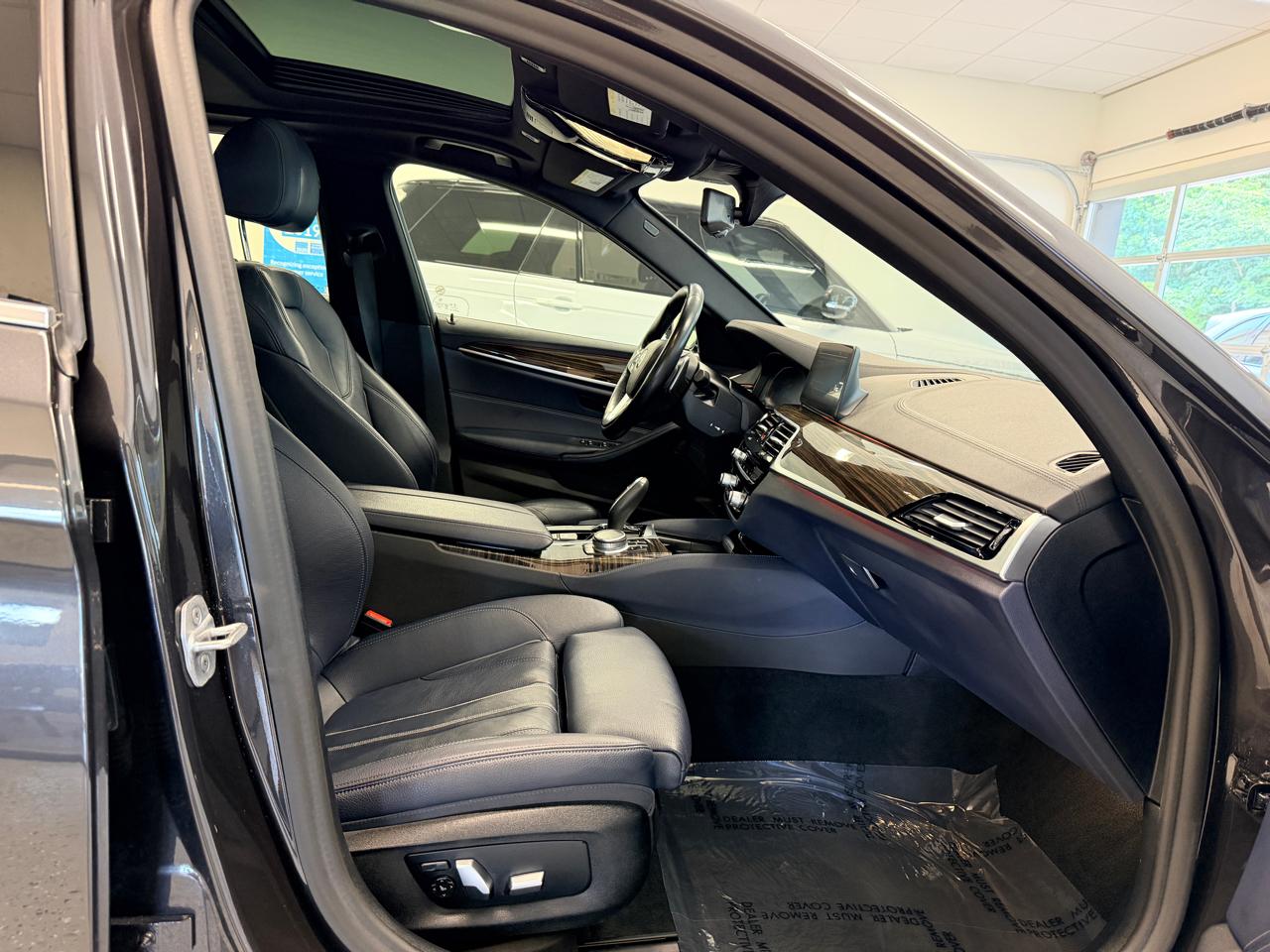 BMW 5 Series  2020