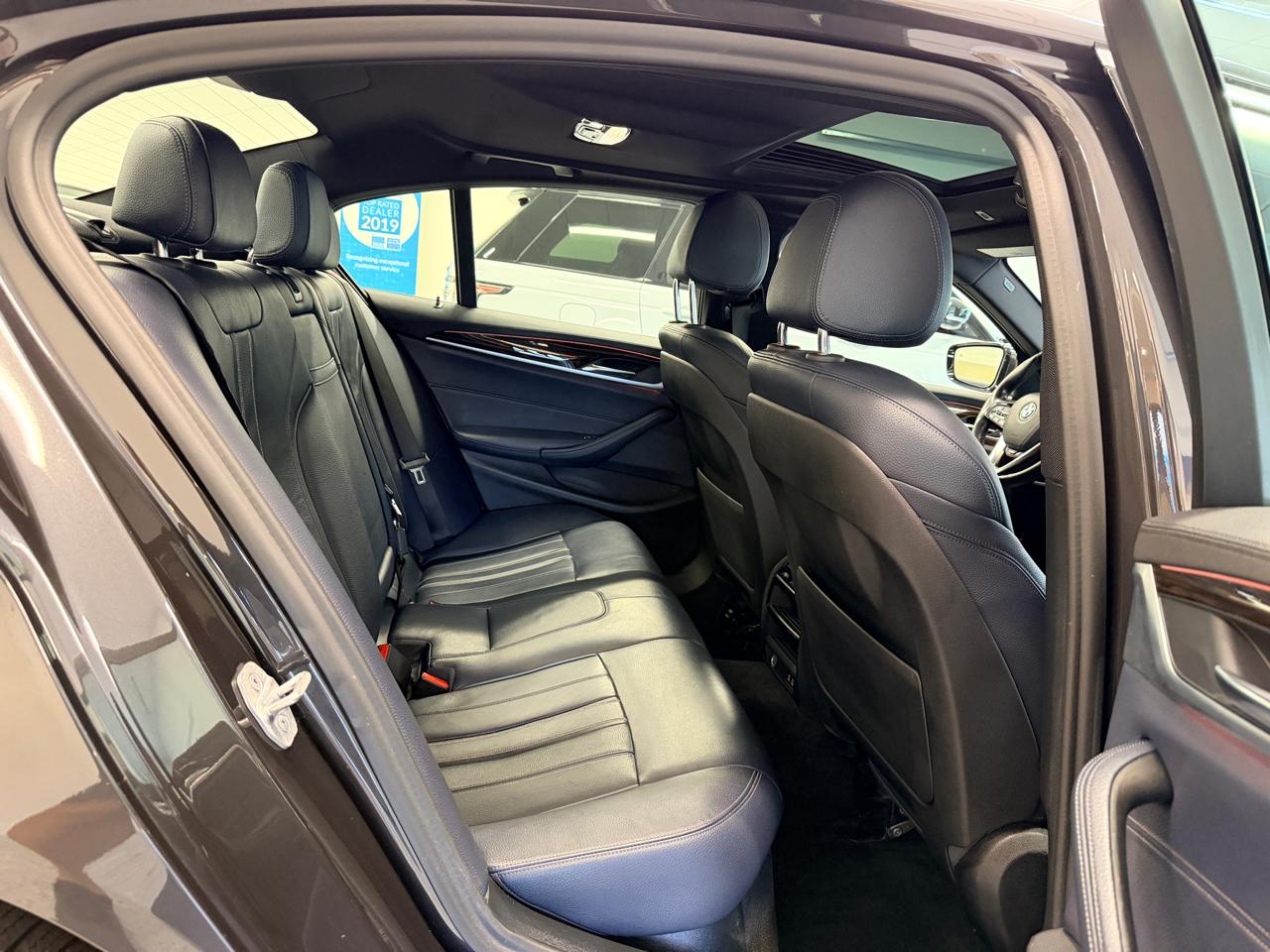 BMW 5 Series  2020