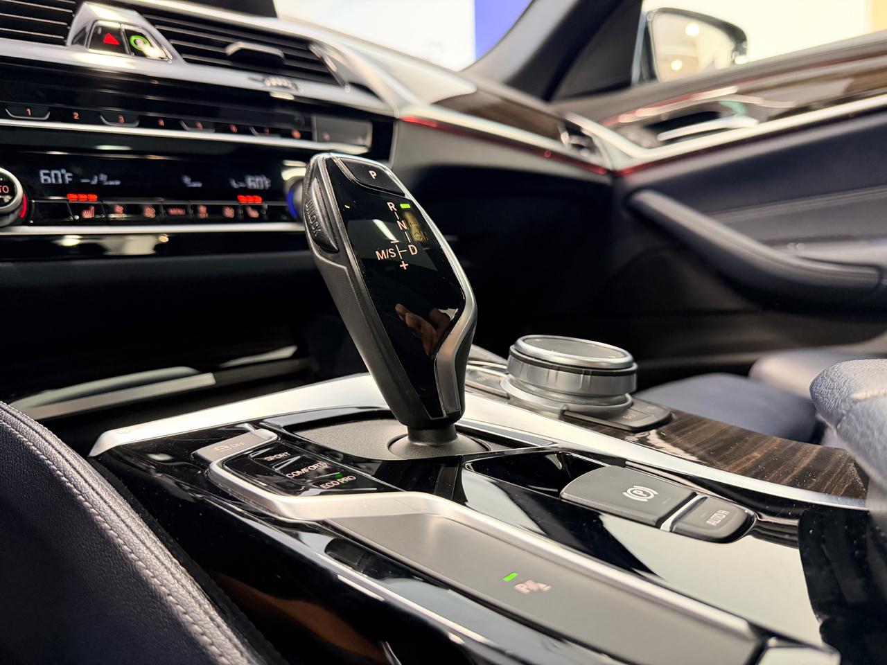 BMW 5 Series  2020