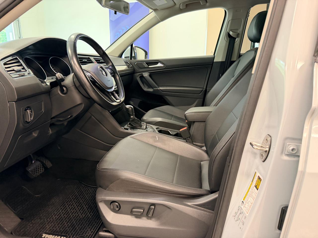 Volkswagen Tiguan 2.0T SEL 4MOTION 2018
