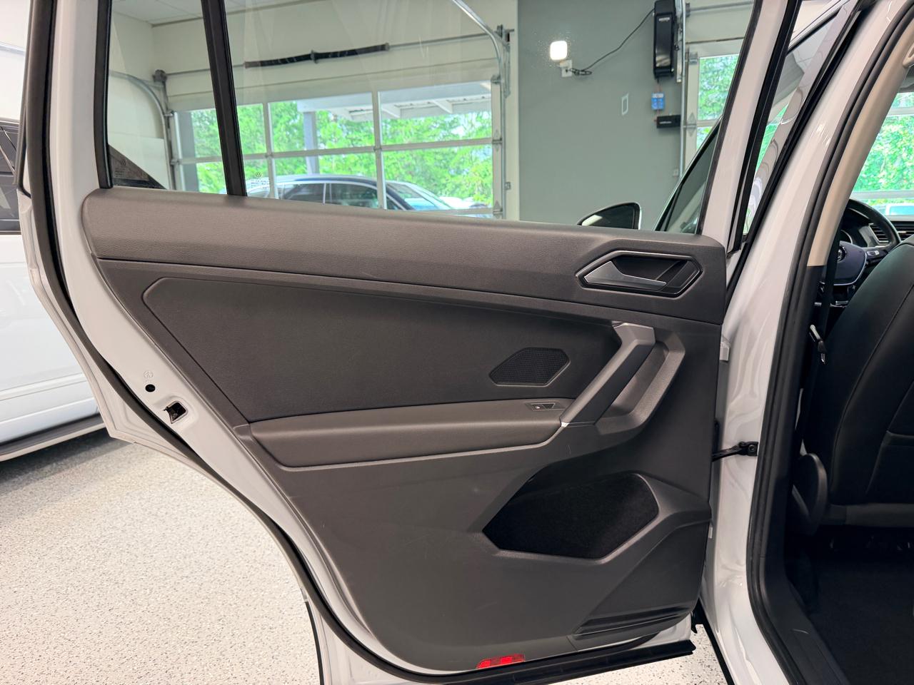 Volkswagen Tiguan 2.0T SEL 4MOTION 2018