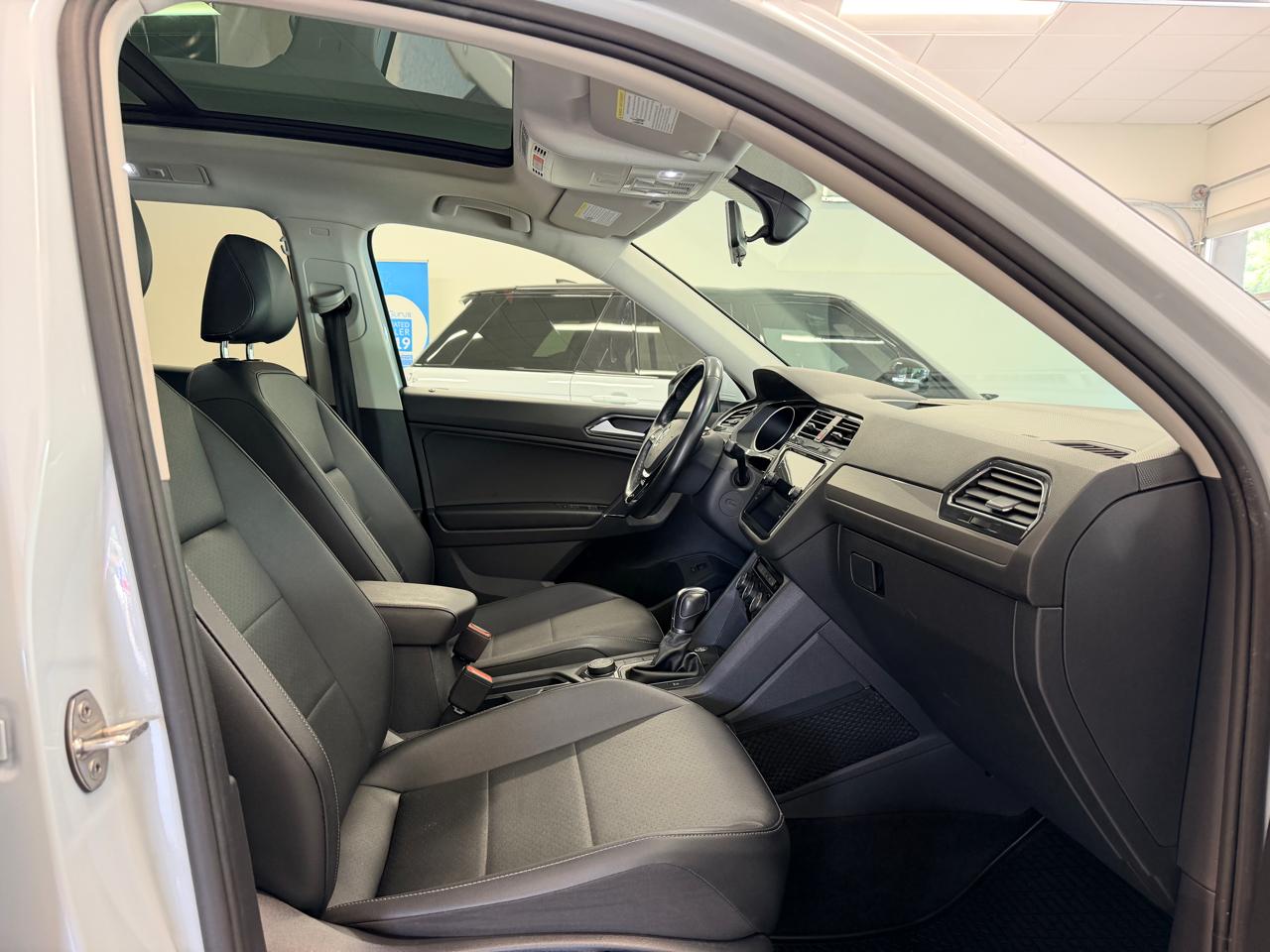 Volkswagen Tiguan 2.0T SEL 4MOTION 2018