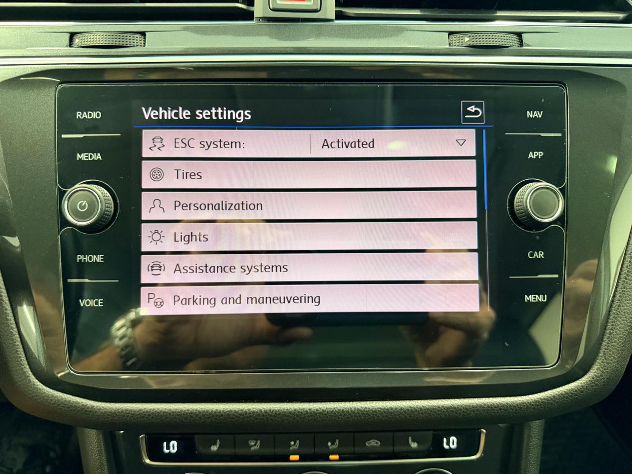 Volkswagen Tiguan 2.0T SEL 4MOTION 2018