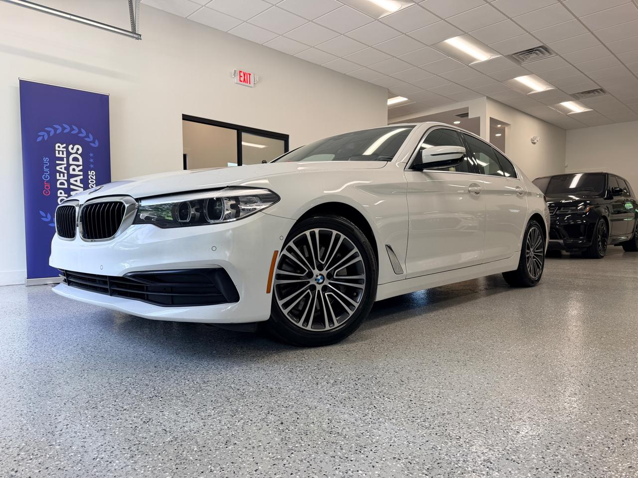 BMW 5 Series  2019