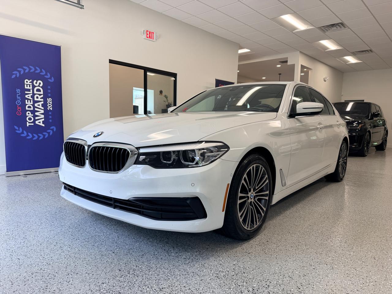 BMW 5 Series  2019