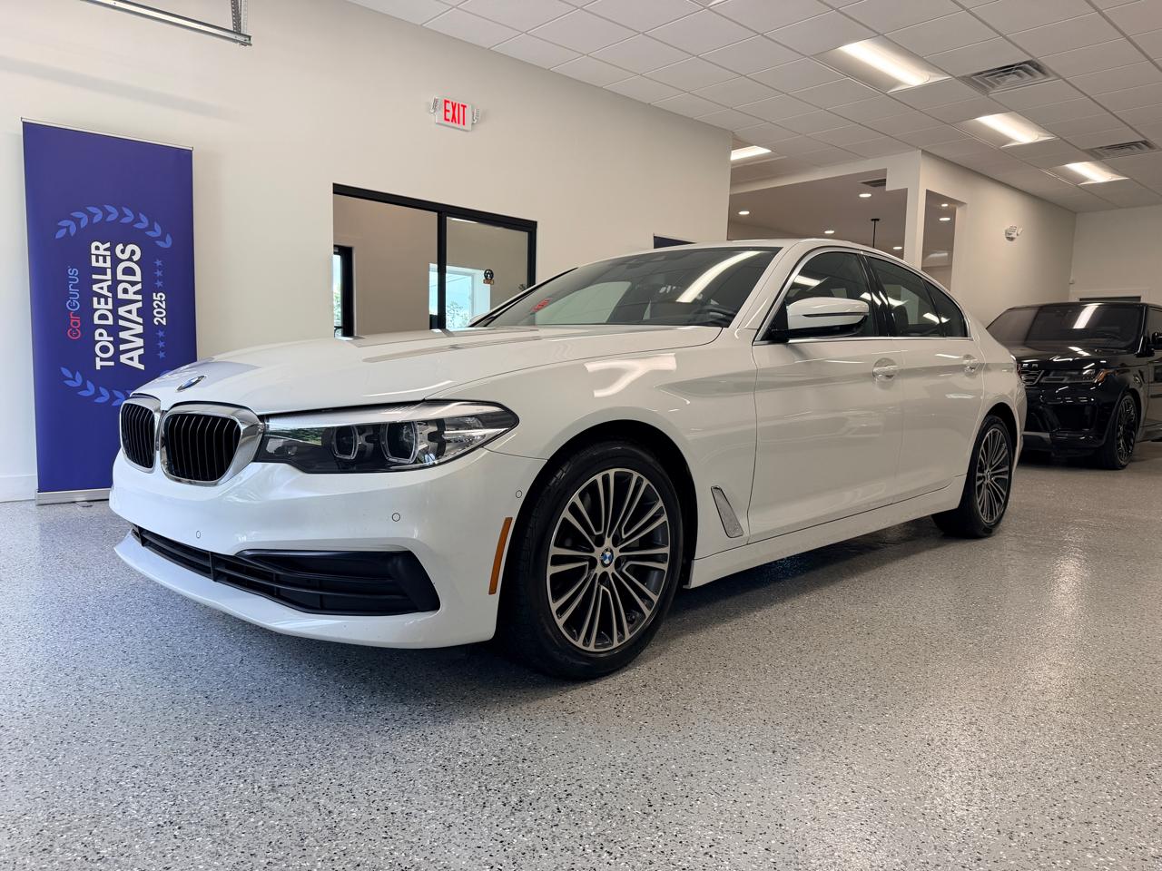 BMW 5 Series  2019