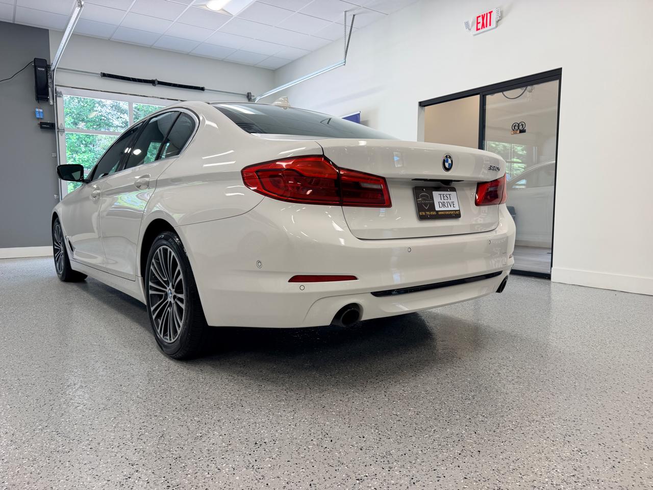 BMW 5 Series  2019