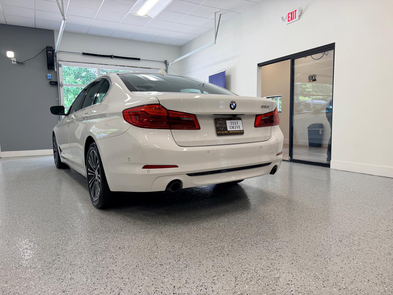BMW 5 Series  2019