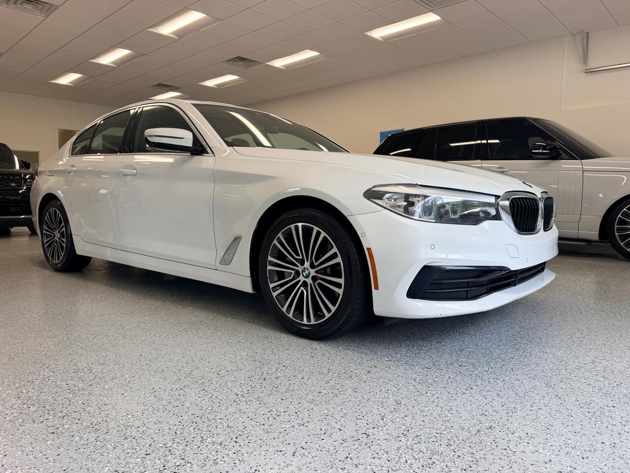 BMW 5 Series  2019